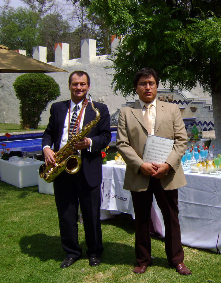 Alejandro y Matthias Cocktail -- 
www.jazz-digestivo.org